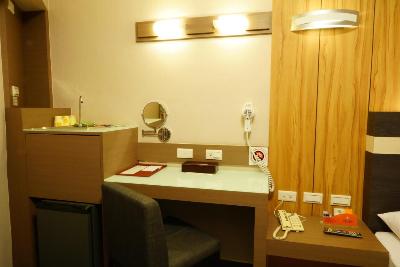 Ying Dai Hotel Ταϊνάν Εξωτερικό φωτογραφία