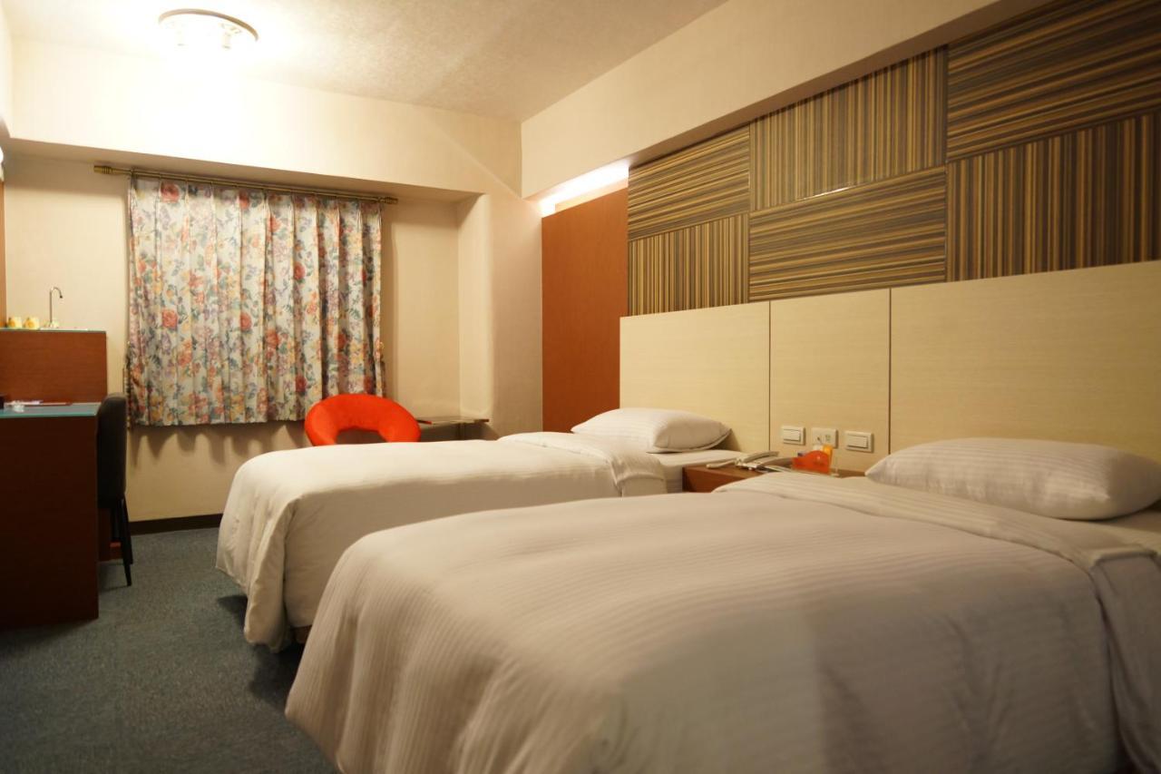 Ying Dai Hotel Ταϊνάν Εξωτερικό φωτογραφία